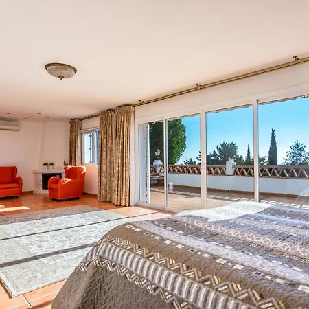 Stunning With Private Pool Near Fuengirola And Pueblo By Costarentals - Ref 41 Villa