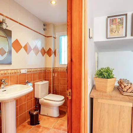 Villa Stunning With Private Pool Near Fuengirola And Pueblo By Costarentals - Ref 41 *