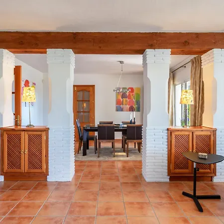 Stunning With Private Pool Near Fuengirola And Pueblo By Costarentals - Ref 41 Villa *
