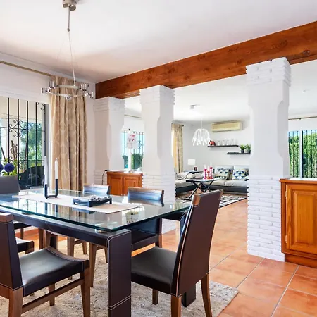 Villa Stunning With Private Pool Near Fuengirola And Pueblo By Costarentals - Ref 41 *