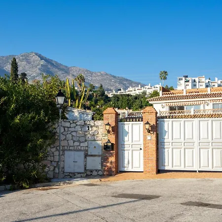 Villa Stunning With Private Pool Near Fuengirola And Pueblo By Costarentals - Ref 41 *